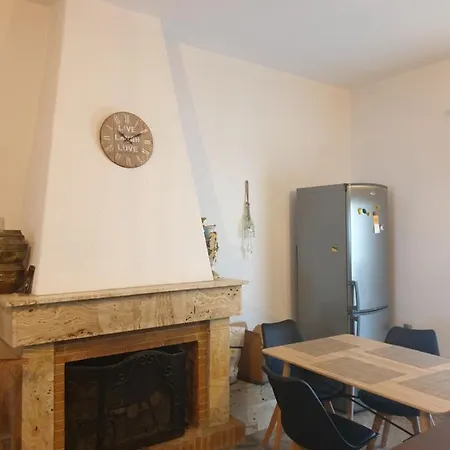 Family House With Garden In The Center Of Holiday home *