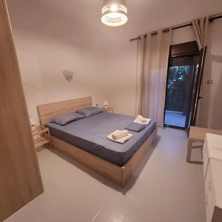 Family House With Garden In The Center Of Holiday home *