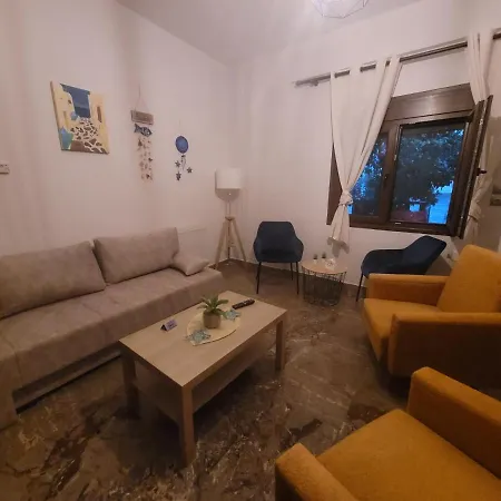 בית נופש Family House With Garden In The Center Of *